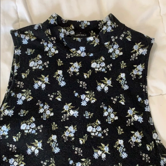 Forever 21 Floral Skater Dress - Picture 3 of 3